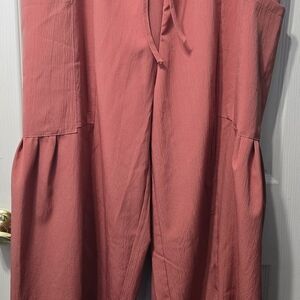 Pink Pants with Drawstring Waist and Wide-Leg Design